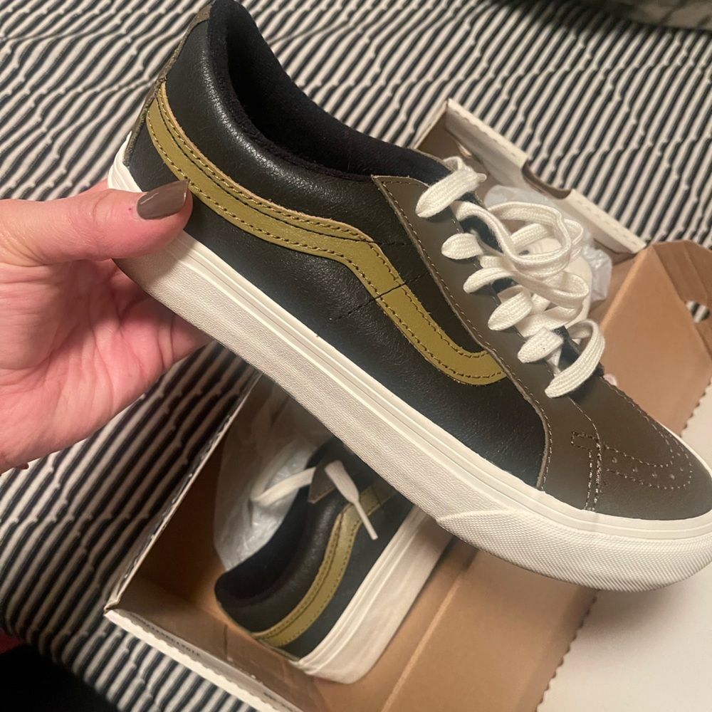 Vans worn one size 9.5 woman